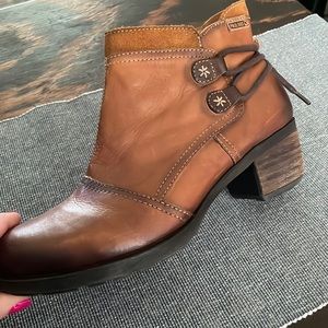 Women's Size 40 PIKOLINOS LE MANS 838-8696 Brandy Leather Booties Ankle Boots